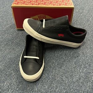 Salton Leather Court Icon Vans